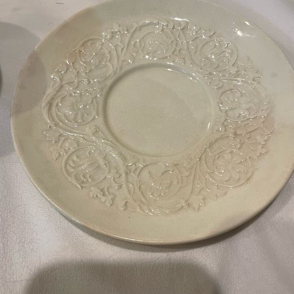 Vintage Wedgwood Patrician Cup & Saucer Embossed Made in England - Picture 11 of 16